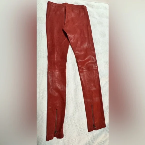 Alice + Olivia Red Leather Zip Fly Pants
Size 2 - Picture 9 of 14